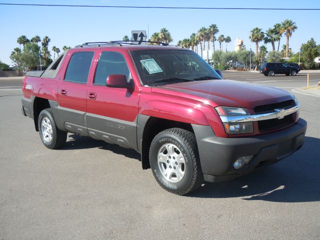 2006 Chevrolet Avalanche C350 4dr Sdn 3.5L Sport RWD Sedan