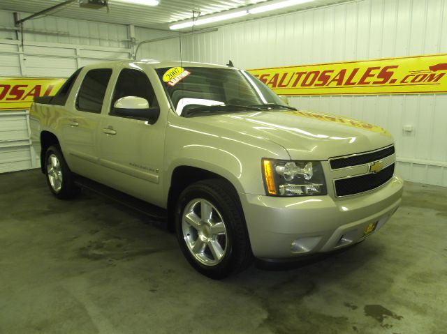 2007 Chevrolet Avalanche SXT Wheelchair Accessible Van