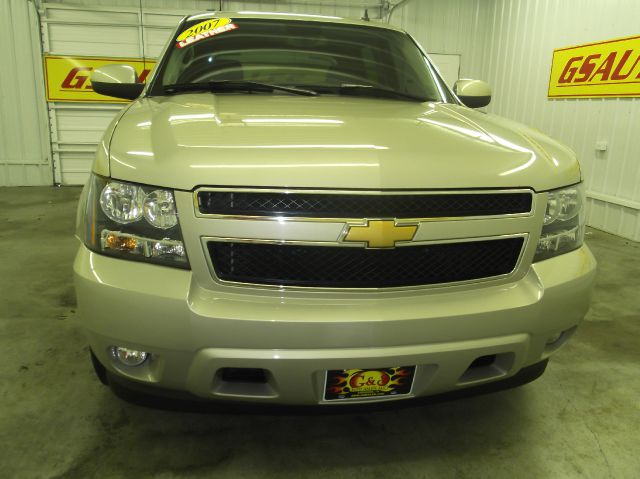 2007 Chevrolet Avalanche SXT Wheelchair Accessible Van