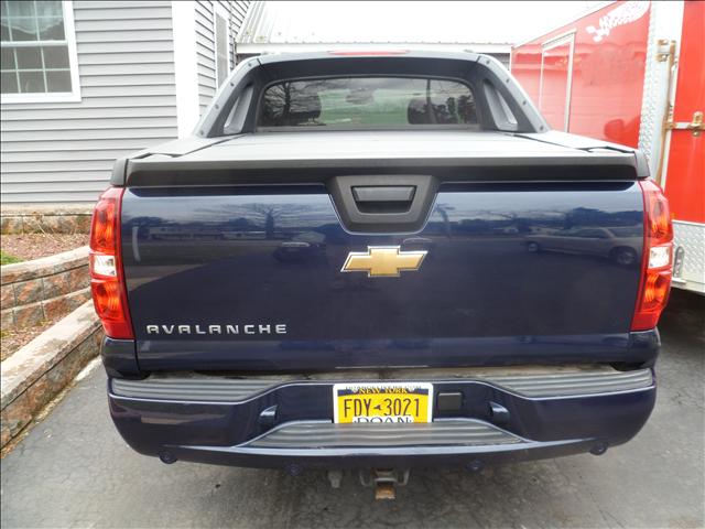 2007 Chevrolet Avalanche Sedan 4D - Navigation