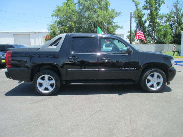 2007 Chevrolet Avalanche 2004.5 WGN FWD