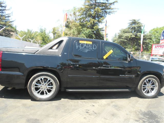 2007 Chevrolet Avalanche Sportseats 7warrtanty Available Van