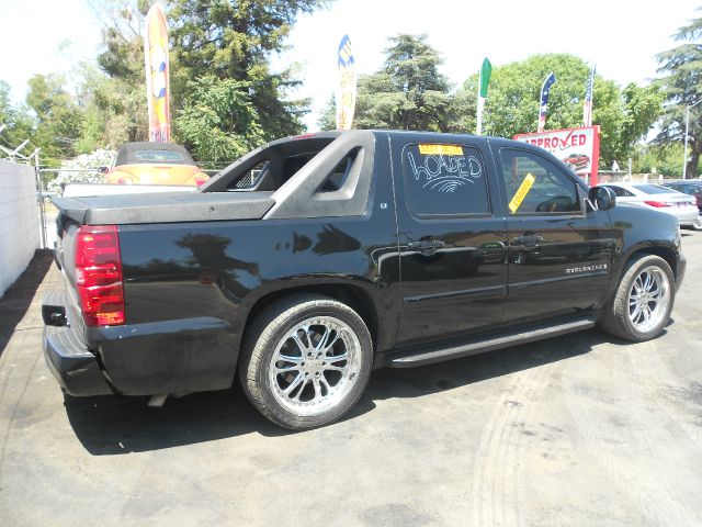 2007 Chevrolet Avalanche Sportseats 7warrtanty Available Van