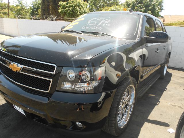 2007 Chevrolet Avalanche Sportseats 7warrtanty Available Van