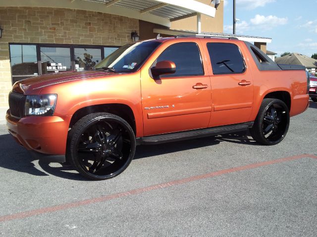 2007 Chevrolet Avalanche 2500 Utility