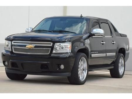 2007 Chevrolet Avalanche 4dr Sdn I4 CVT 2.5