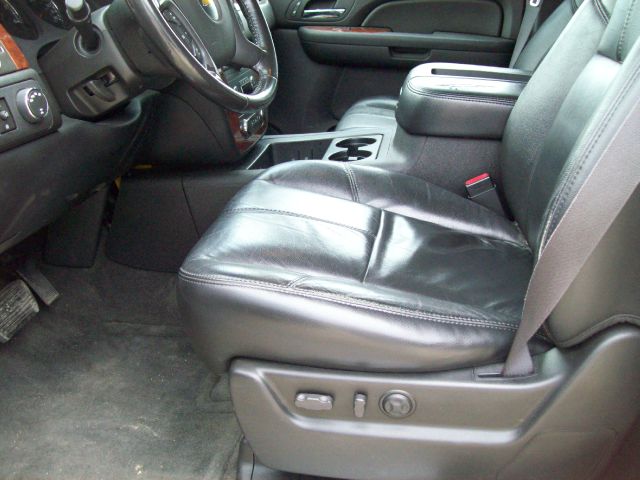 2007 Chevrolet Avalanche Sportseats 7warrtanty Available Van