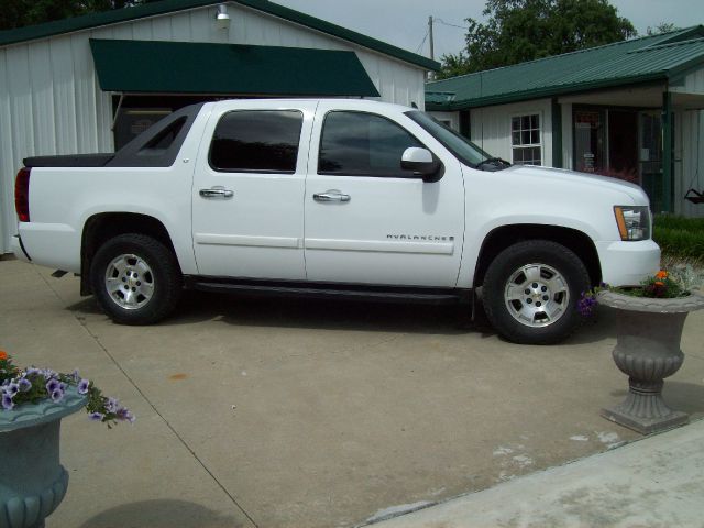 2007 Chevrolet Avalanche Sportseats 7warrtanty Available Van