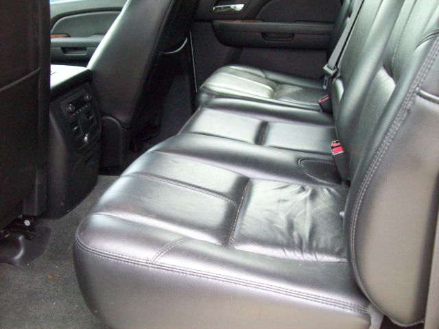 2007 Chevrolet Avalanche Sportseats 7warrtanty Available Van