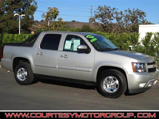 2007 Chevrolet Avalanche V6 RWD Navigation