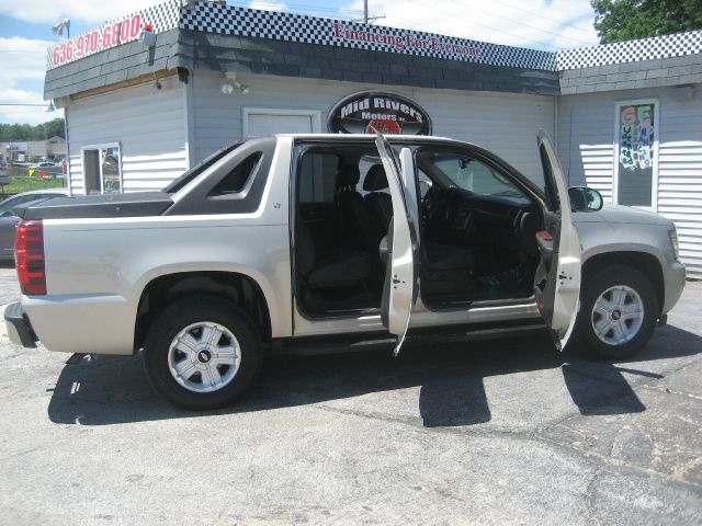 2007 Chevrolet Avalanche Sportseats 7warrtanty Available Van