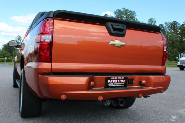 2007 Chevrolet Avalanche Track Edition 3.8