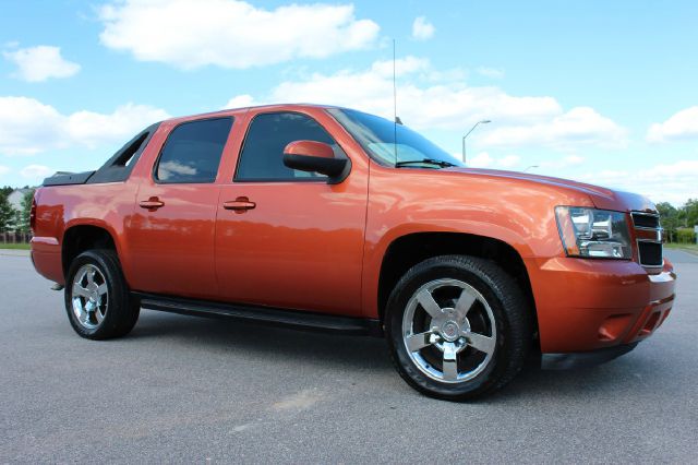 2007 Chevrolet Avalanche Track Edition 3.8