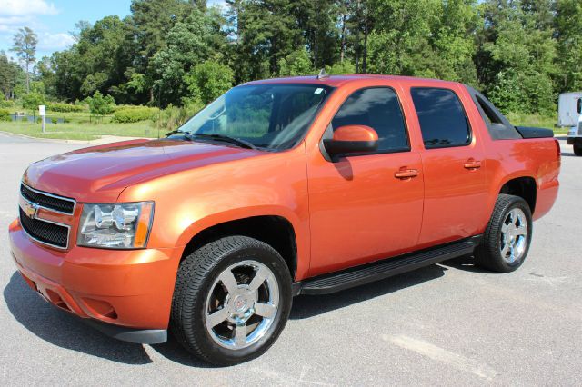 2007 Chevrolet Avalanche Track Edition 3.8