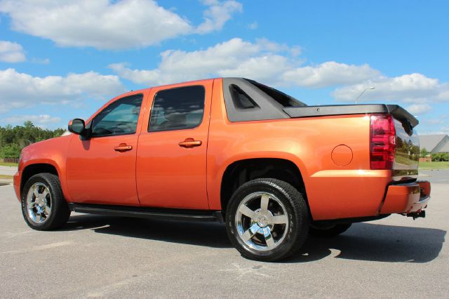 2007 Chevrolet Avalanche Track Edition 3.8