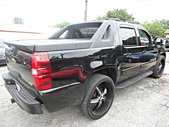 2007 Chevrolet Avalanche 2004.5 WGN FWD