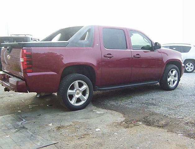 2007 Chevrolet Avalanche SH AWD Leather Moonroof Non-smoker