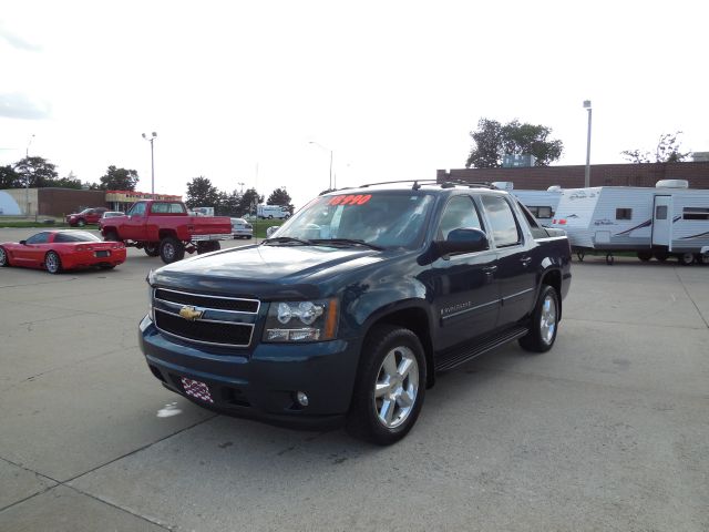 2007 Chevrolet Avalanche Sportseats 7warrtanty Available Van