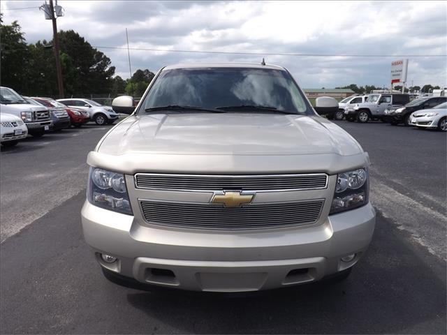 2008 Chevrolet Avalanche 2DR 3.8 GRD TOUR AT