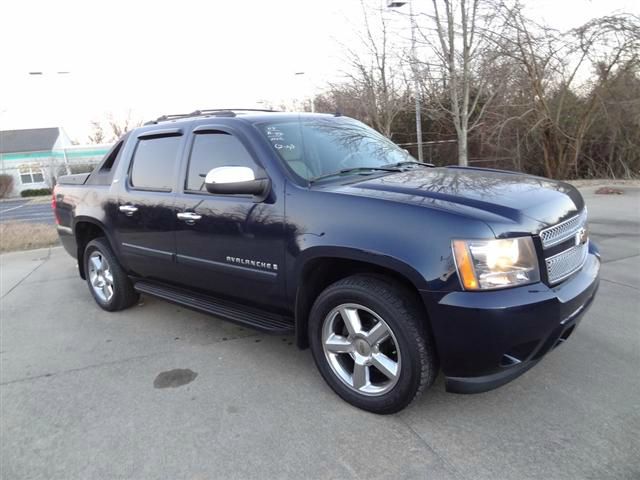 2008 Chevrolet Avalanche Sportseats 7warrtanty Available Van