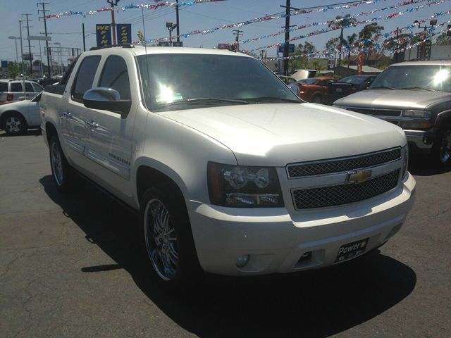 2008 Chevrolet Avalanche Unknown