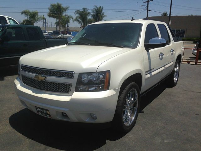 2008 Chevrolet Avalanche Unknown