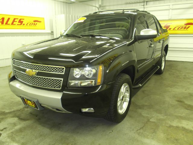 2008 Chevrolet Avalanche SXT Wheelchair Accessible Van