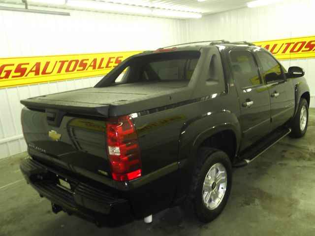 2008 Chevrolet Avalanche SXT Wheelchair Accessible Van