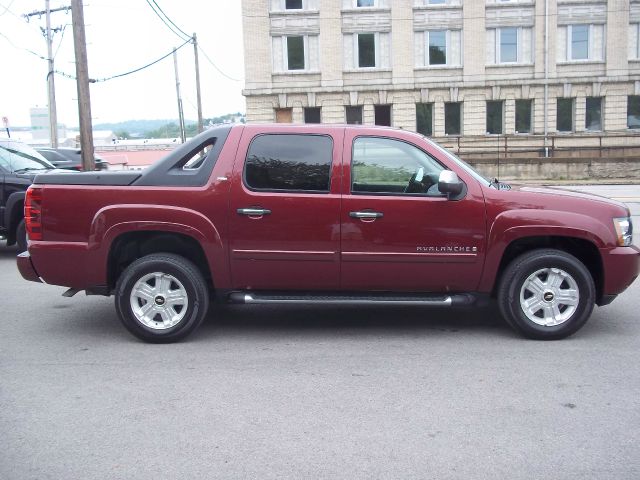 2008 Chevrolet Avalanche Sportseats 7warrtanty Available Van