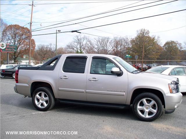 2008 Chevrolet Avalanche Unknown