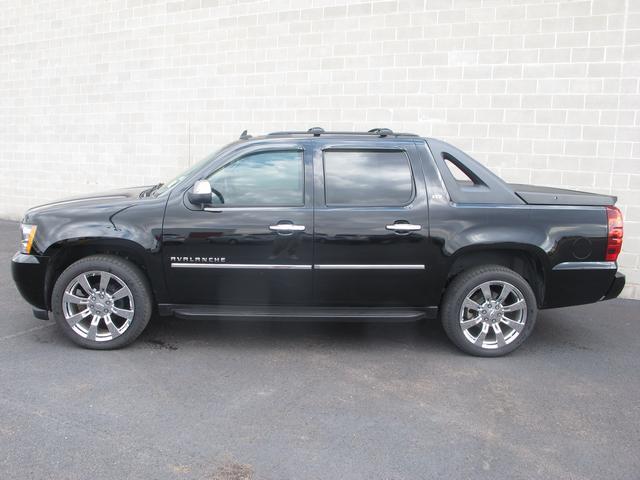 2010 Chevrolet Avalanche SLE SLT WT