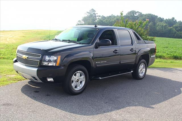 2010 Chevrolet Avalanche Unknown