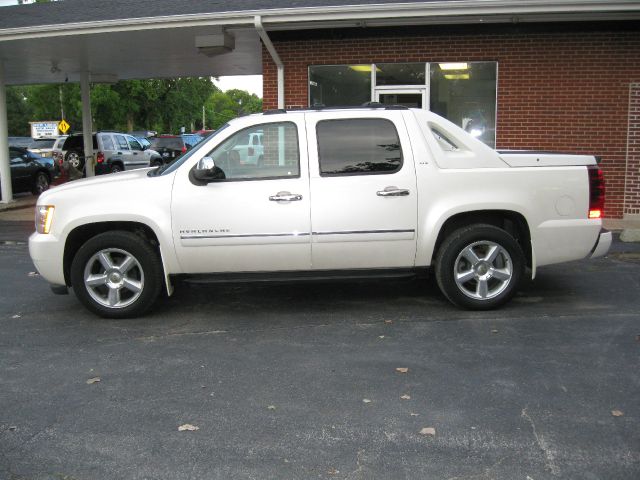 2010 Chevrolet Avalanche C300w