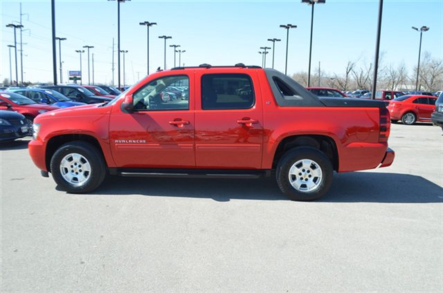 2011 Chevrolet Avalanche SL1