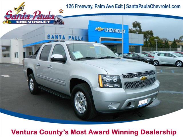 2011 Chevrolet Avalanche V6 RWD Navigation