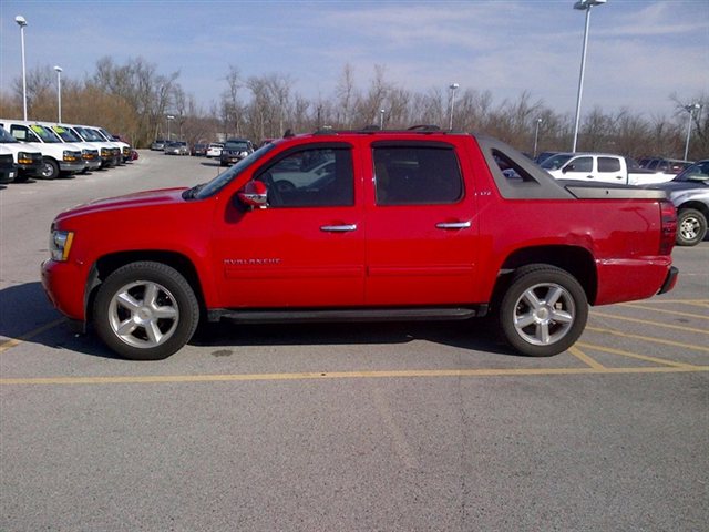 2011 Chevrolet Avalanche Touring W/nav.sys