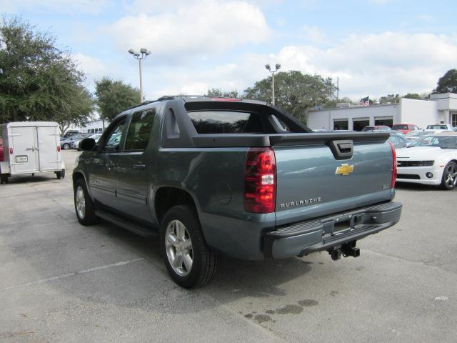 2011 Chevrolet Avalanche 3.5rl Special Edition