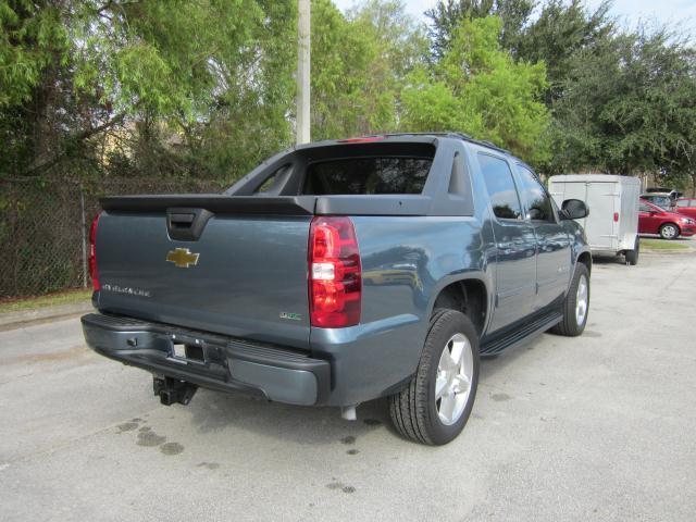 2011 Chevrolet Avalanche 3.5rl Special Edition