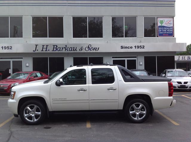 2011 Chevrolet Avalanche LT 4 Door Extracab 4X4