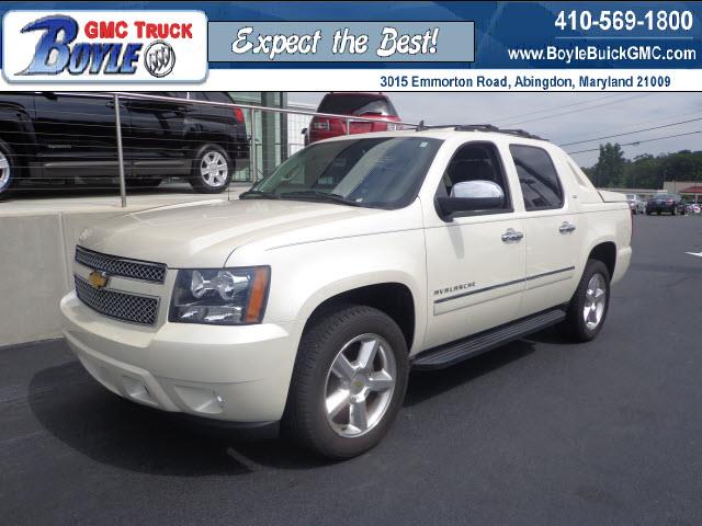 2011 Chevrolet Avalanche SLE SLT WT