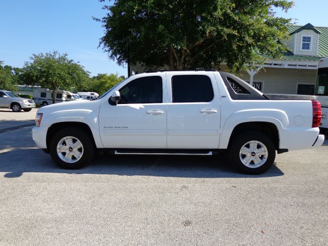 2011 Chevrolet Avalanche Sport Limited 4X4