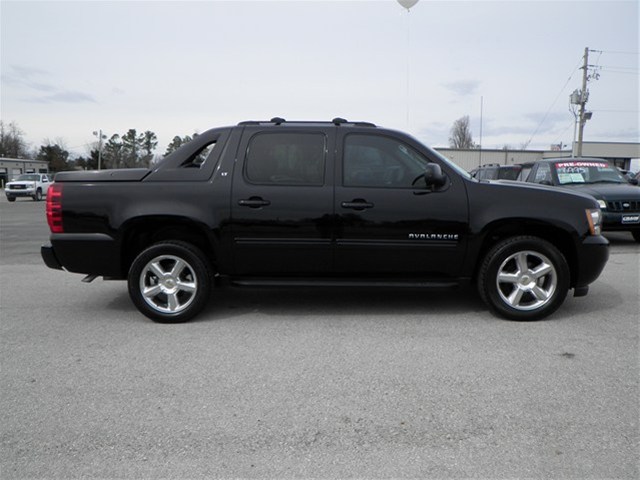 2011 Chevrolet Avalanche SL1