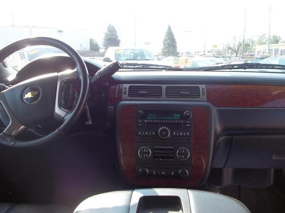 2011 Chevrolet Avalanche 4dr Sdn I4 CVT 2.5