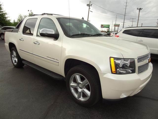 2011 Chevrolet Avalanche SV 4dr SUV