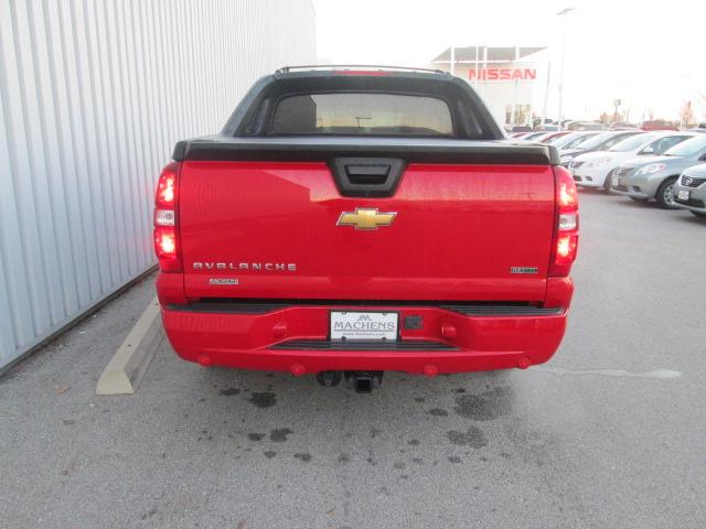 2011 Chevrolet Avalanche SLE SLT WT