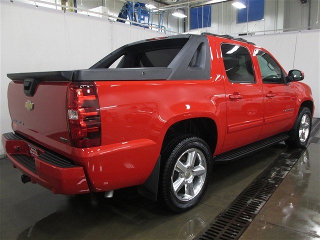 2011 Chevrolet Avalanche SL1