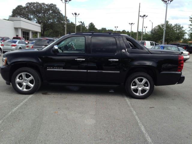 2013 Chevrolet Avalanche 3.5rl Special Edition