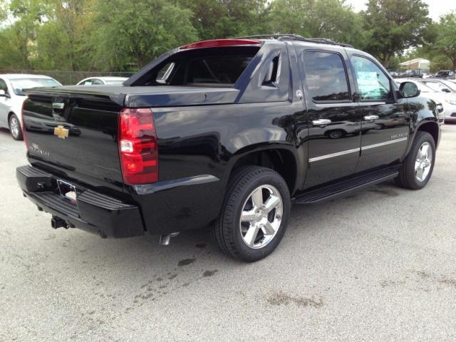 2013 Chevrolet Avalanche 3.5rl Special Edition