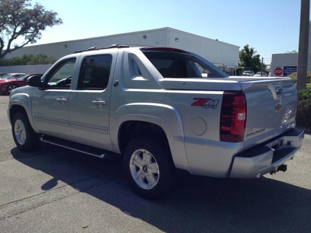 2013 Chevrolet Avalanche 1500 AWD Denali