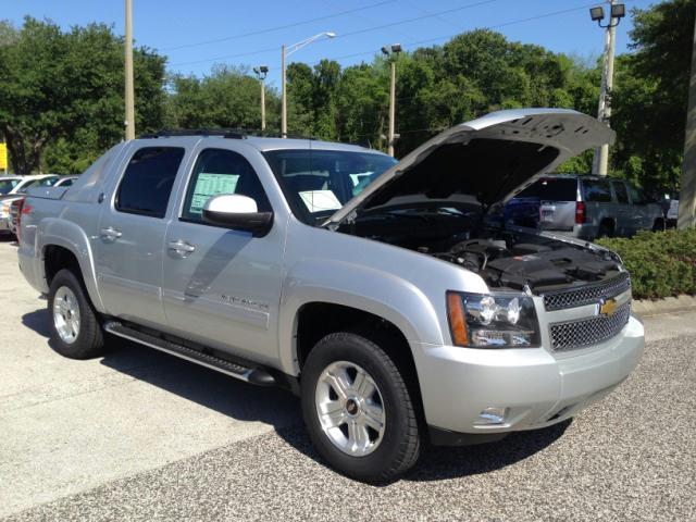 2013 Chevrolet Avalanche 1500 AWD Denali